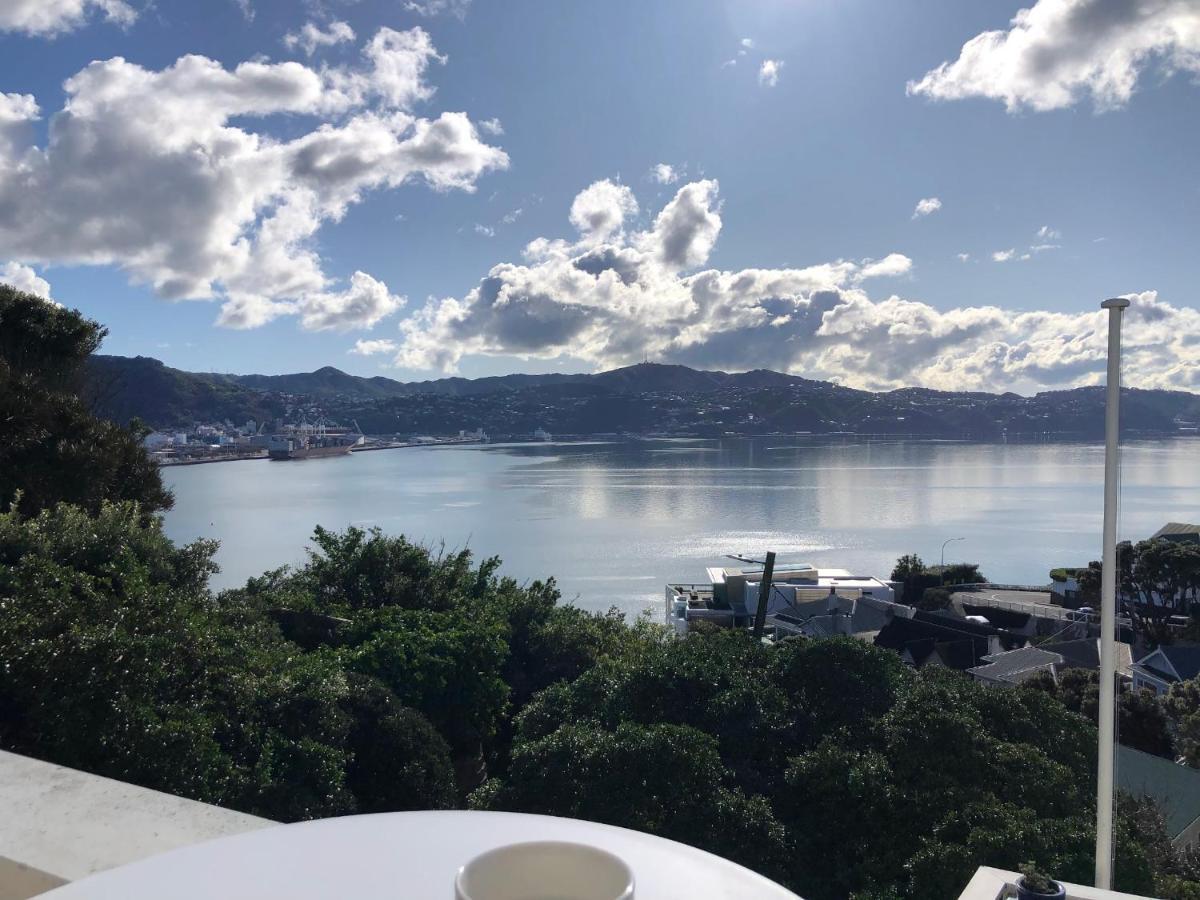 Incredible Views! Luxurious Studio & Outdoor Living Wellington Exterior photo