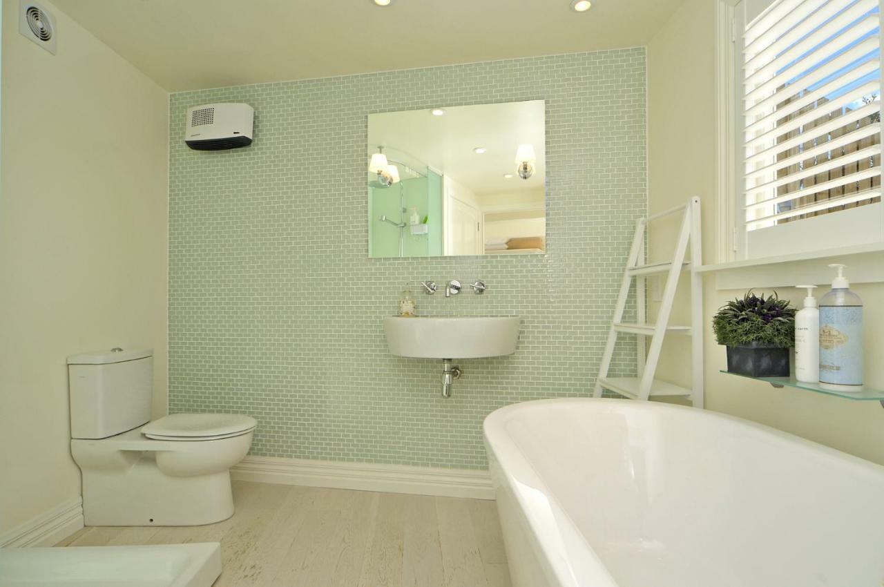 Incredible Views! Luxurious Studio & Outdoor Living Wellington Exterior photo