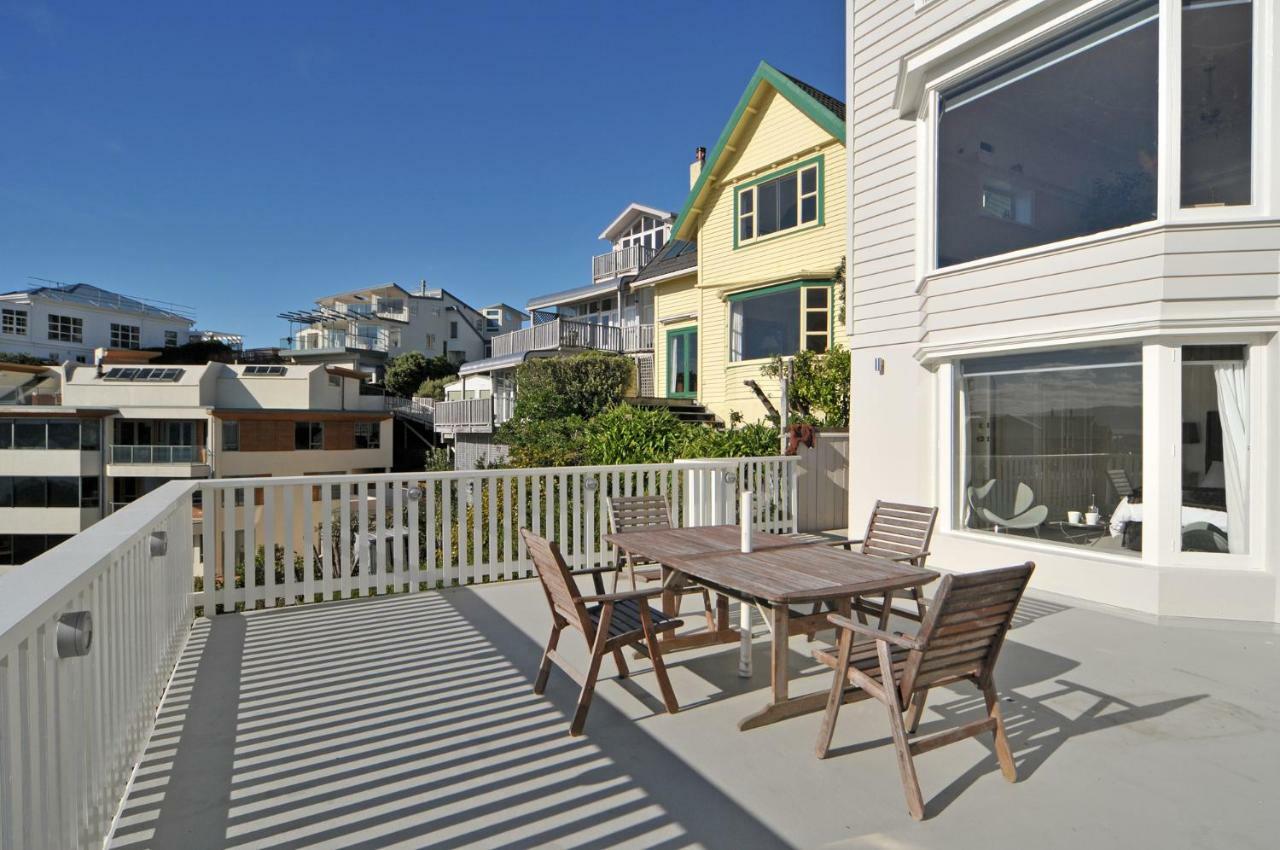 Incredible Views! Luxurious Studio & Outdoor Living Wellington Exterior photo